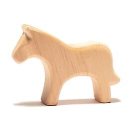 Cavallo di legno naturale