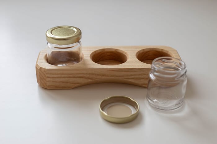 Wooden holder for watercolour incl. glasses